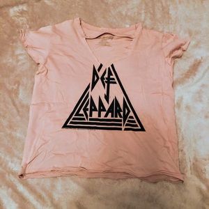 DEF LEPPARD band ripped Tee
